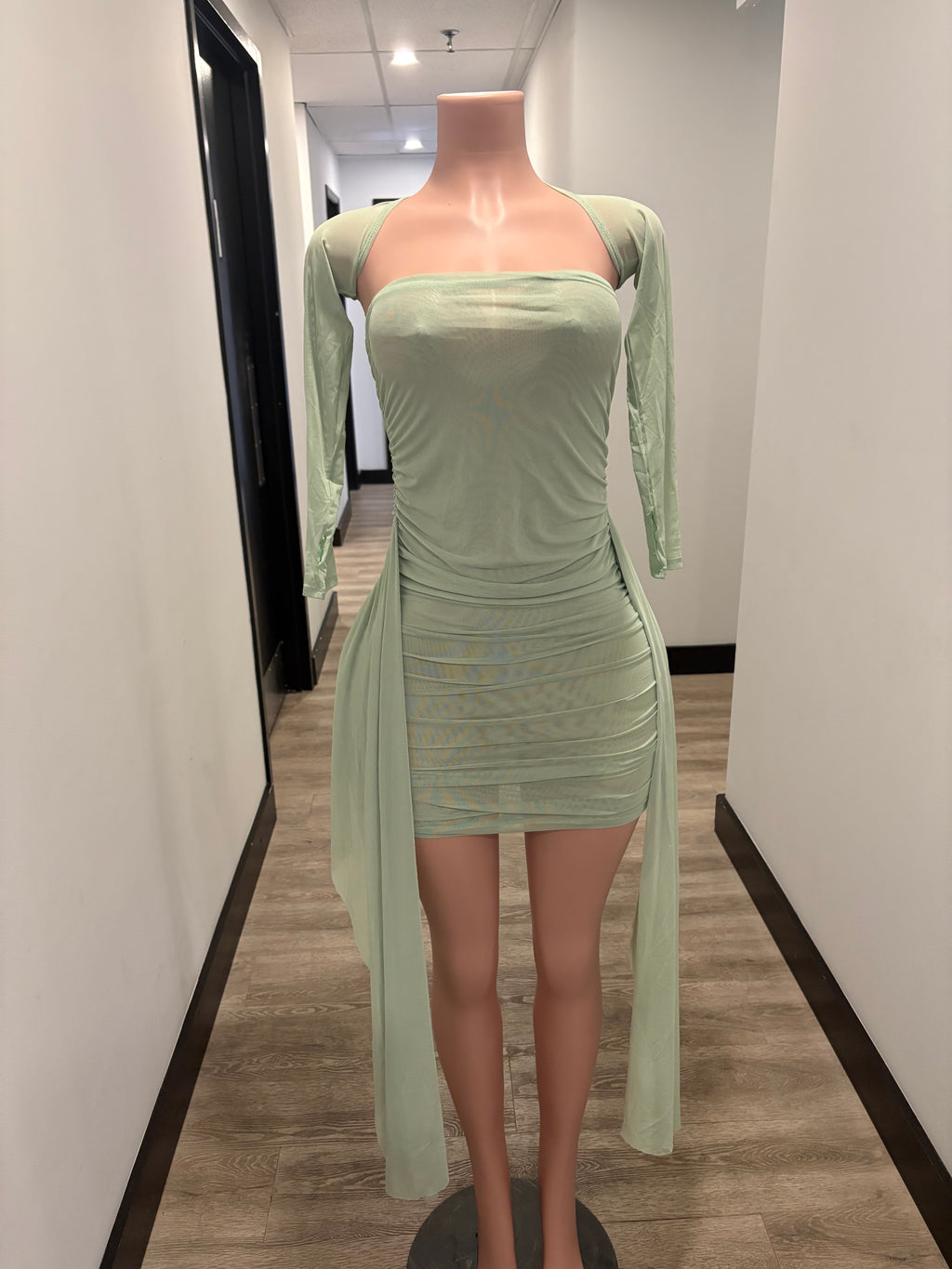 💚 Mint Mesh Sleeve Dress