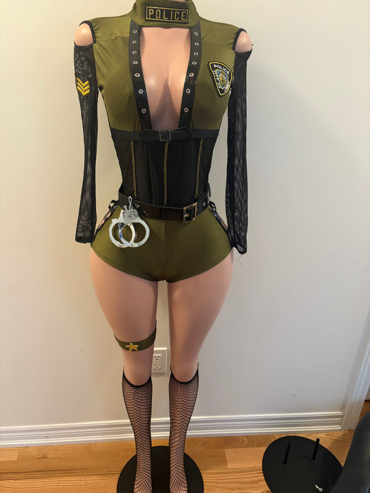 Under Arrest Costume Set