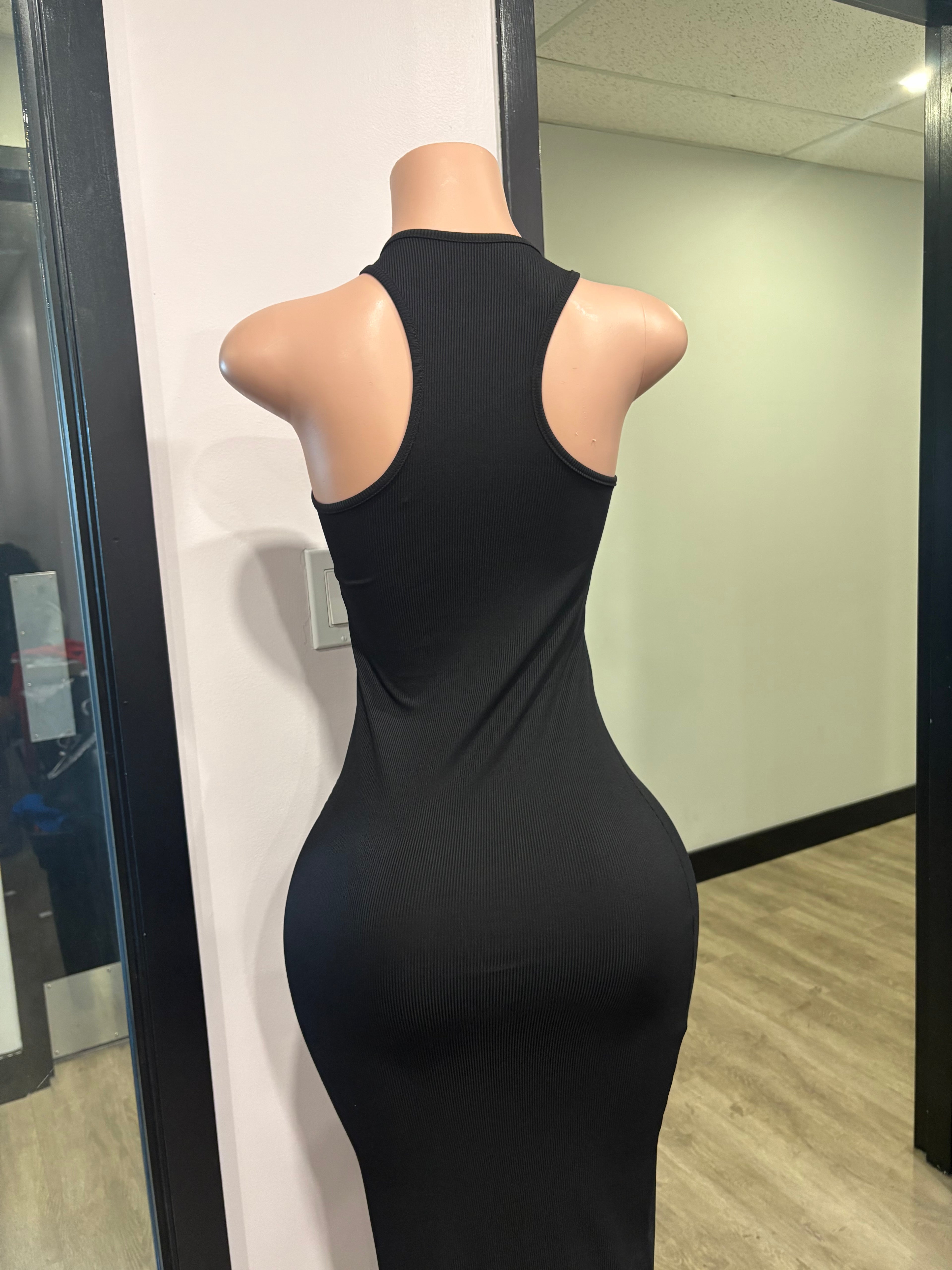 Black Ribbed Maxi Dre