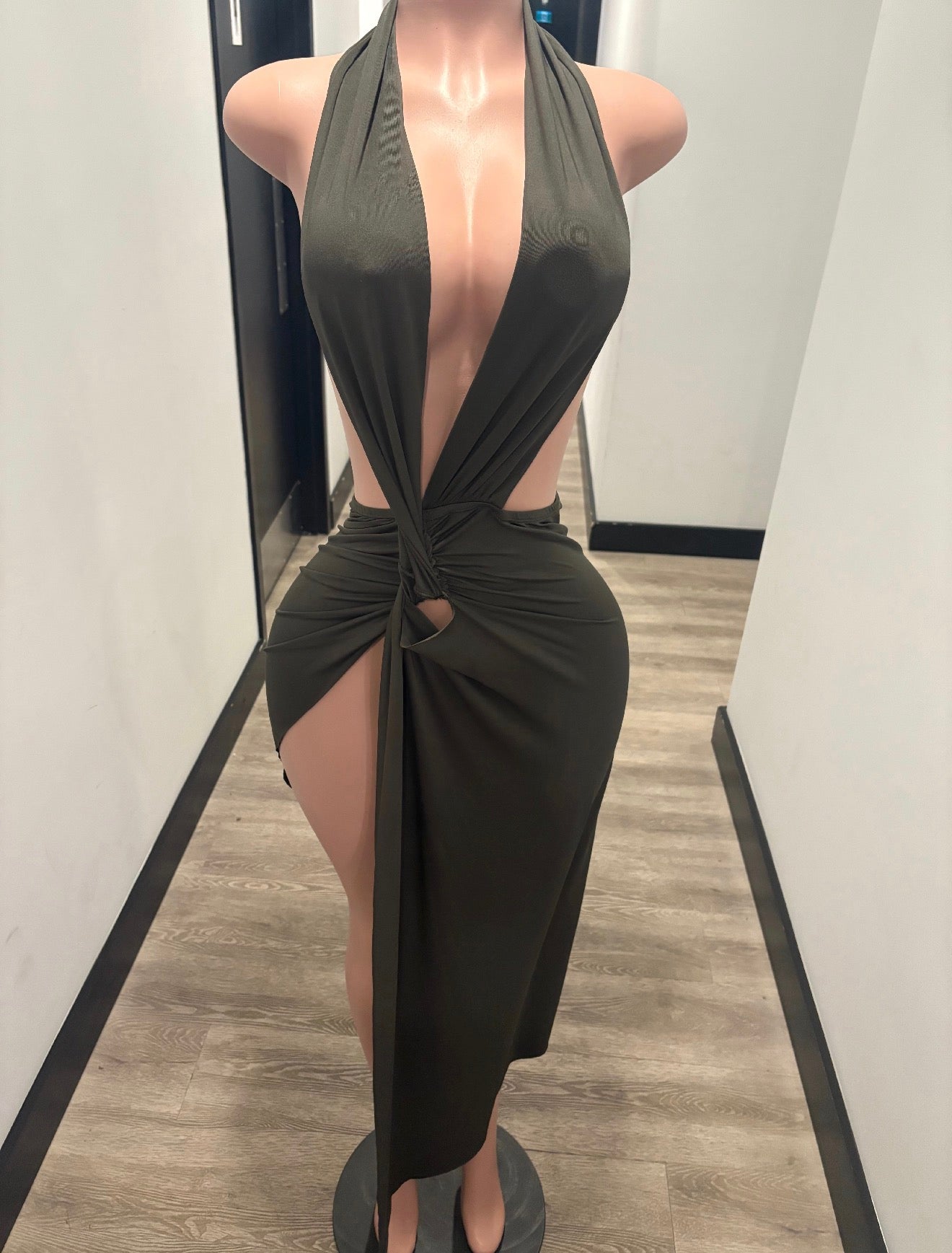 Twist Me Up Maxi Dress – Olive